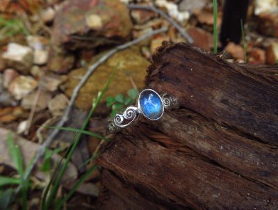 High quality clear labradorite with bright blue fire